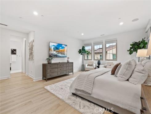 119 Jayhawk , Irvine, CA