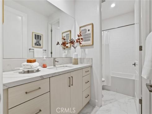 119 Jayhawk , Irvine, CA