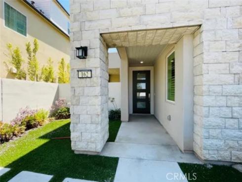 162 Perpective , Irvine, CA