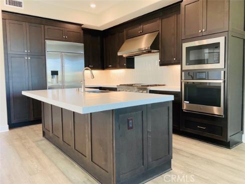 162 Perpective , Irvine, CA