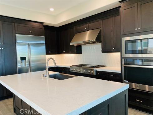 162 Perpective , Irvine, CA