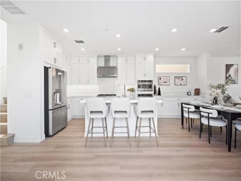 396 Chorus , Irvine, CA