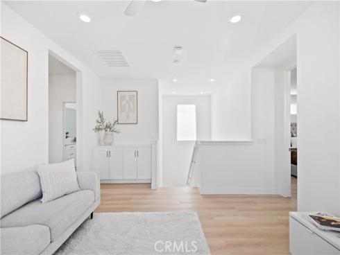 396 Chorus , Irvine, CA