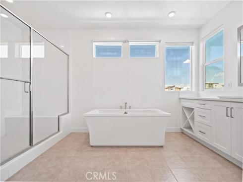 396 Chorus , Irvine, CA