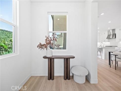 396 Chorus , Irvine, CA