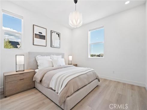 396 Chorus , Irvine, CA