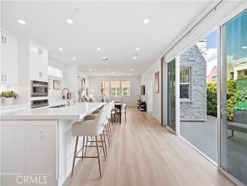 396 Chorus , Irvine, CA