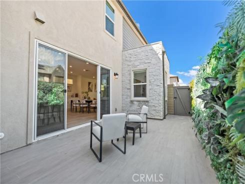 396 Chorus , Irvine, CA