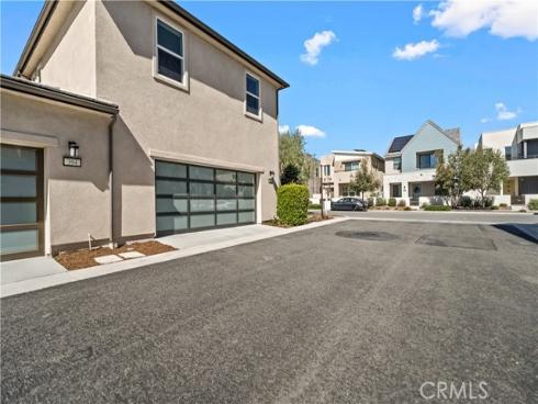 396 Chorus , Irvine, CA