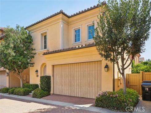 76  Bianco  , Irvine, CA