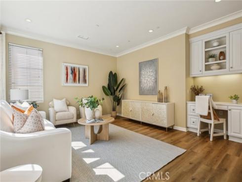 76  Bianco  , Irvine, CA