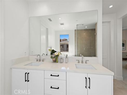 122 Eversedge , Irvine, CA