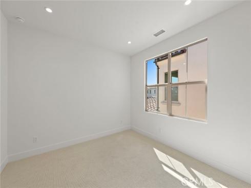 122 Eversedge , Irvine, CA