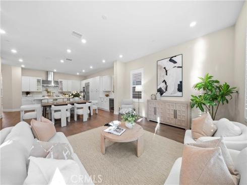 73  Pelican   Lane, Irvine, CA