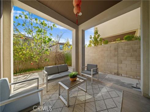 73  Pelican   Lane, Irvine, CA