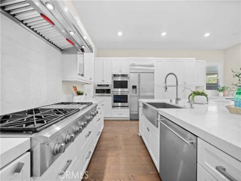 73  Pelican   Lane, Irvine, CA