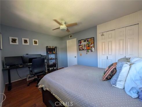 54 Oval 3 Road, Irvine, CA