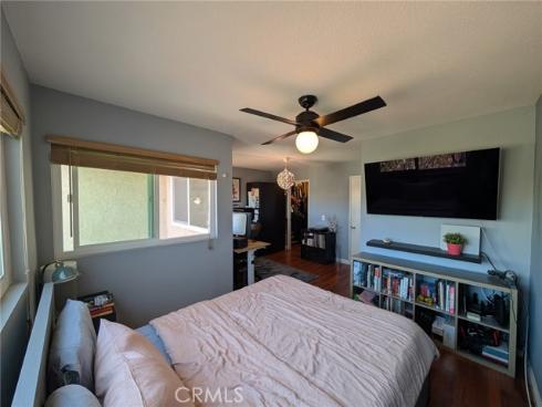 54 Oval 3 Road, Irvine, CA