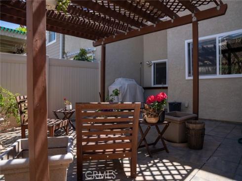 54 Oval 3 Road, Irvine, CA