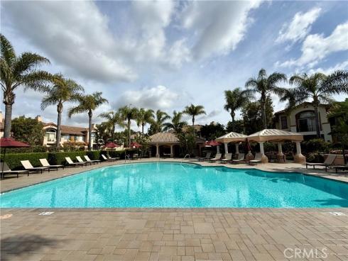 1706 Solvay Aisle 109 , Irvine, CA