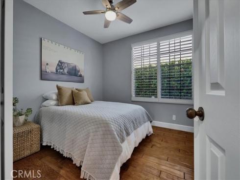 22 Colonial , Irvine, CA