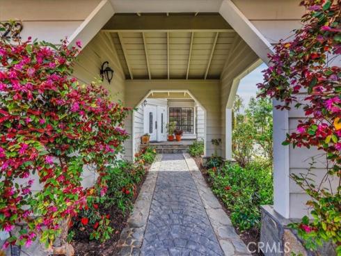 22 Colonial , Irvine, CA