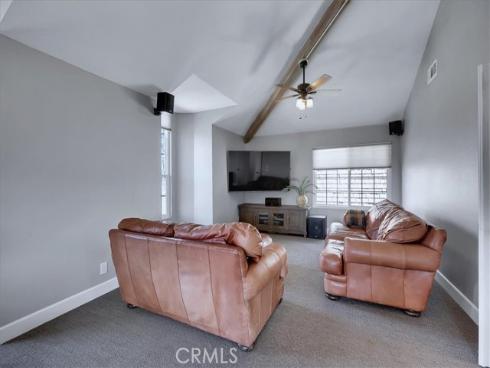 22 Colonial , Irvine, CA