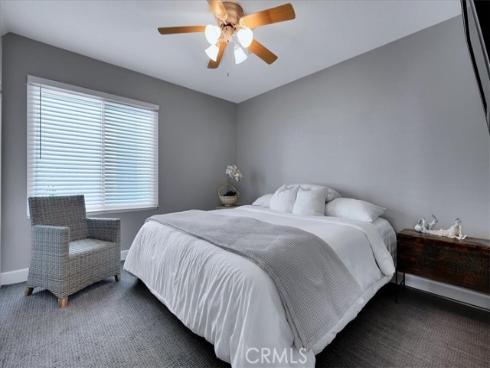 22 Colonial , Irvine, CA