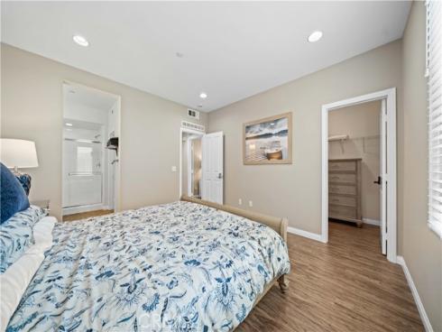 219 Native , Irvine, CA