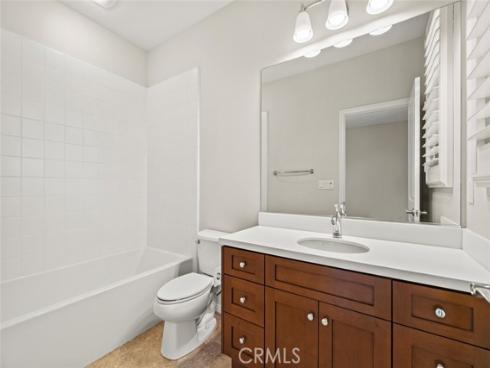 111 Thornhurst , Irvine, CA