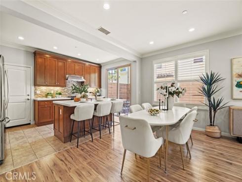 111 Thornhurst , Irvine, CA