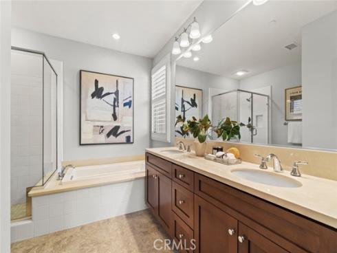 111 Thornhurst , Irvine, CA