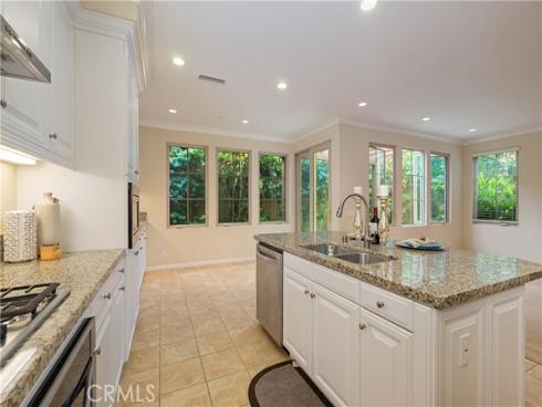 88 Brindisi , Irvine, CA