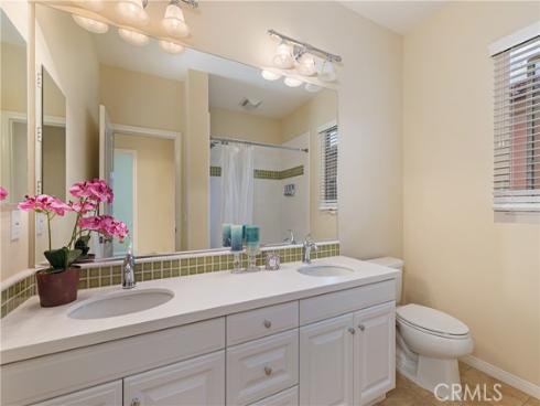 88 Brindisi , Irvine, CA