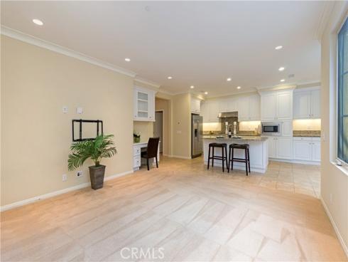 88 Brindisi , Irvine, CA