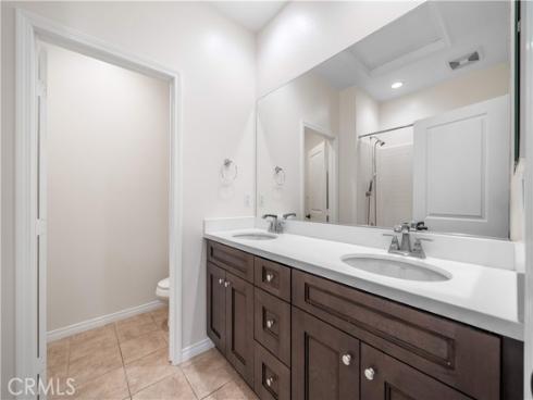 120  Halo  , Irvine, CA