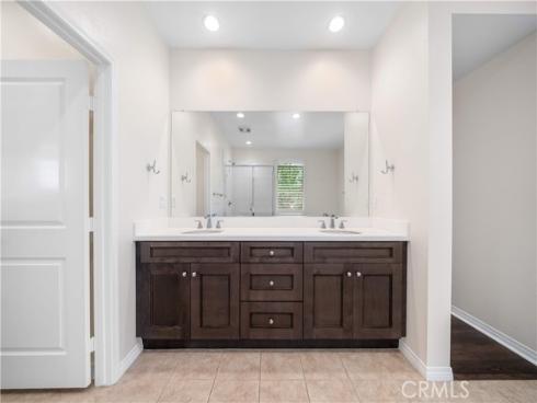 120  Halo  , Irvine, CA