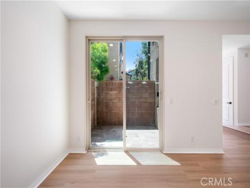 120  Halo  , Irvine, CA