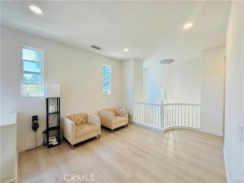 345 Tall Oak , Irvine, CA