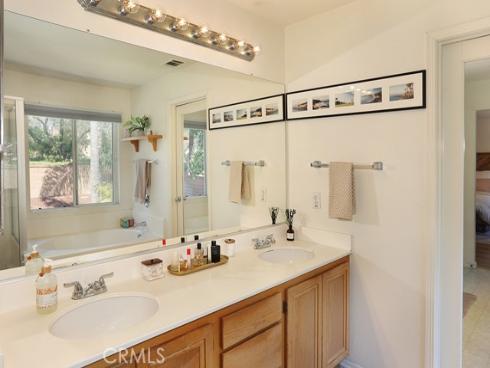 21 Tradition Place, Irvine, CA