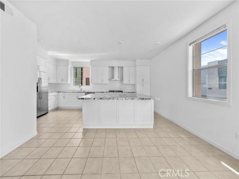 208 Harringay , Irvine, CA