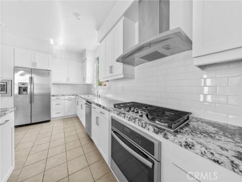 208 Harringay , Irvine, CA