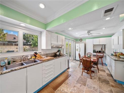 30 Mann Street, Irvine, CA