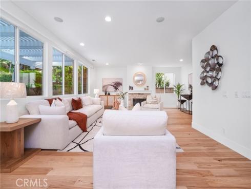 32 Capistrano , Irvine, CA