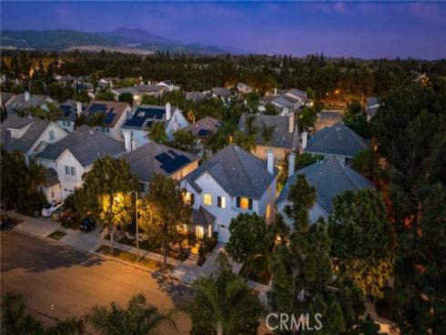 32 Capistrano , Irvine, CA