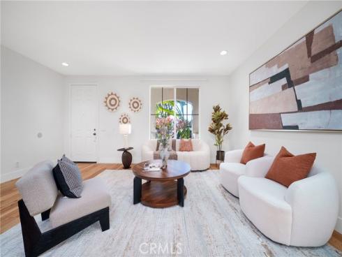 32 Capistrano , Irvine, CA