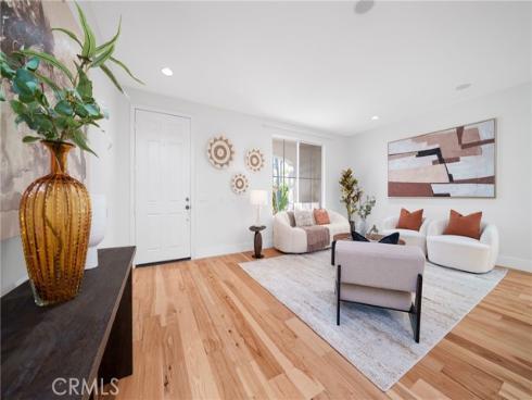 32 Capistrano , Irvine, CA