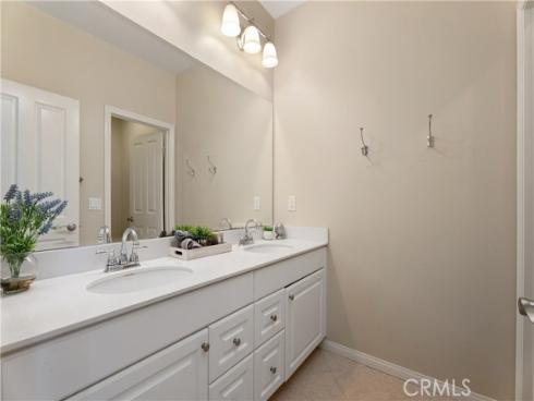 81  Splendor  , Irvine, CA