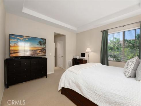 81  Splendor  , Irvine, CA