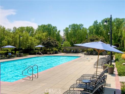 81  Splendor  , Irvine, CA